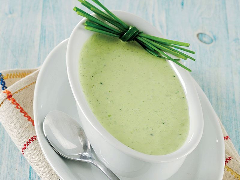 Salata Sosu Nasıl Yapılır? 8 Kolay Salata Sosu Tarifi
