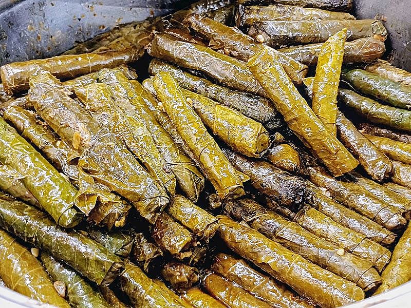 Sarma Bulgurlu Mu Olur Pirinçli Mi?