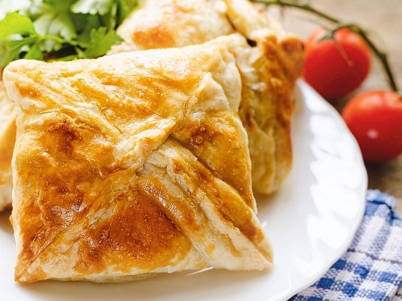 Sebzeli Talaş Böreği Nasıl Yapılır?