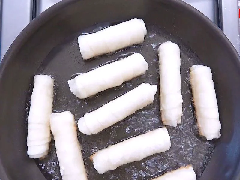 Sigara Böreğinin Hamuruna Ne Katılıyor?