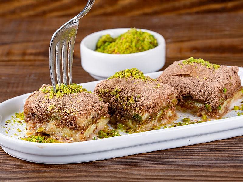 Soğuk Baklava Şerbeti Nasıl Hazırlanır?