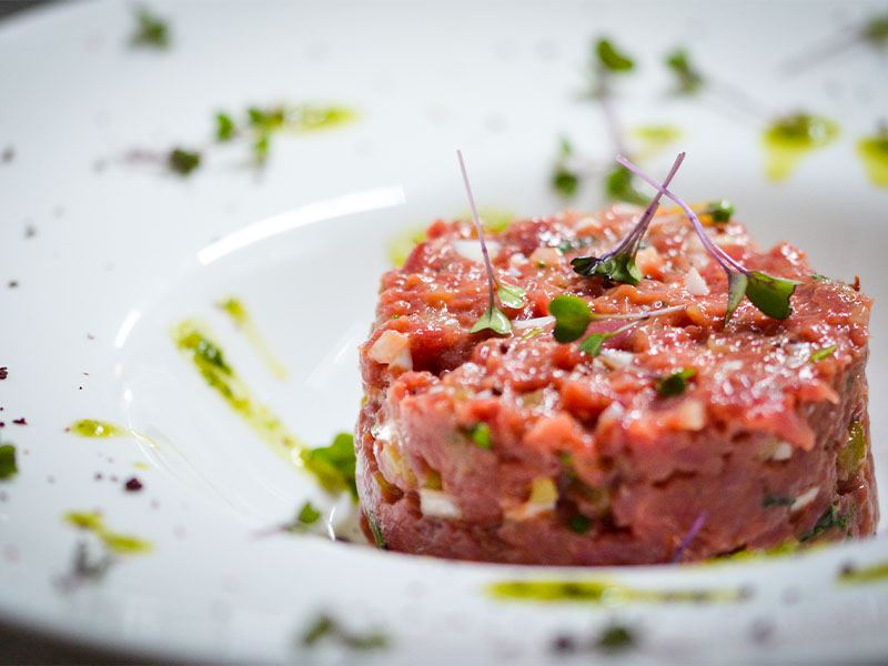 Steak Tartare İçinde Ne Var?