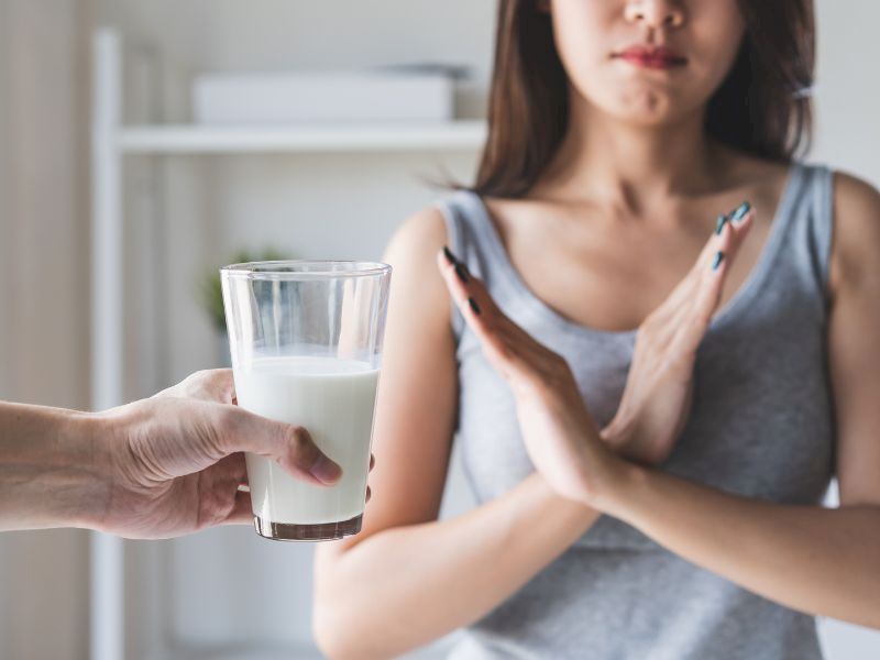 Süt Alerjisi ve Laktoz İntoleransı: Farkları Nelerdir?