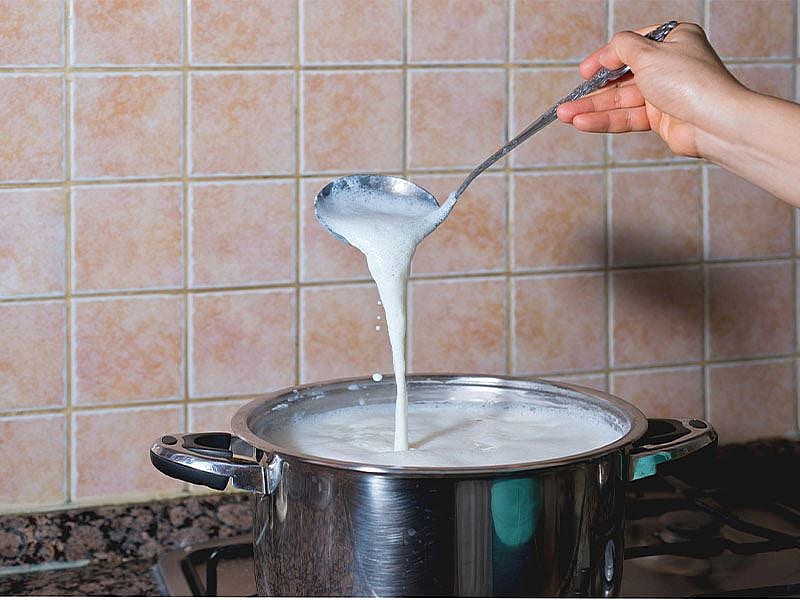 Sütün Mayalanmaya Hazır Olduğunu Nasıl Anlarız?