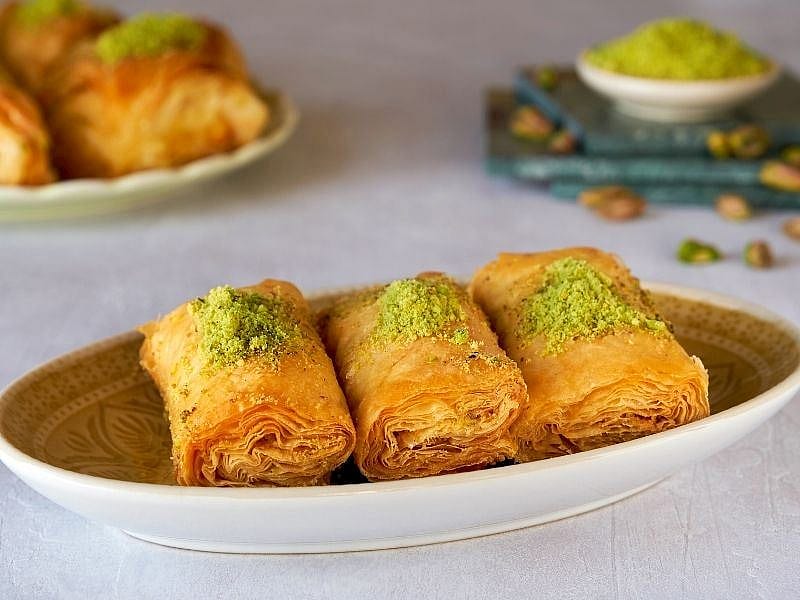 Tahinli Baklava Olur Mu?
