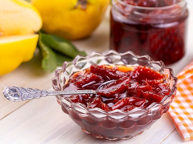 Tam Ölçülü Ayva Reçeli Nasıl Yapılır?