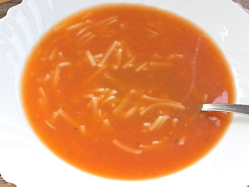 Tel Şehriye Çorbası Sade Nasıl Yapılır?