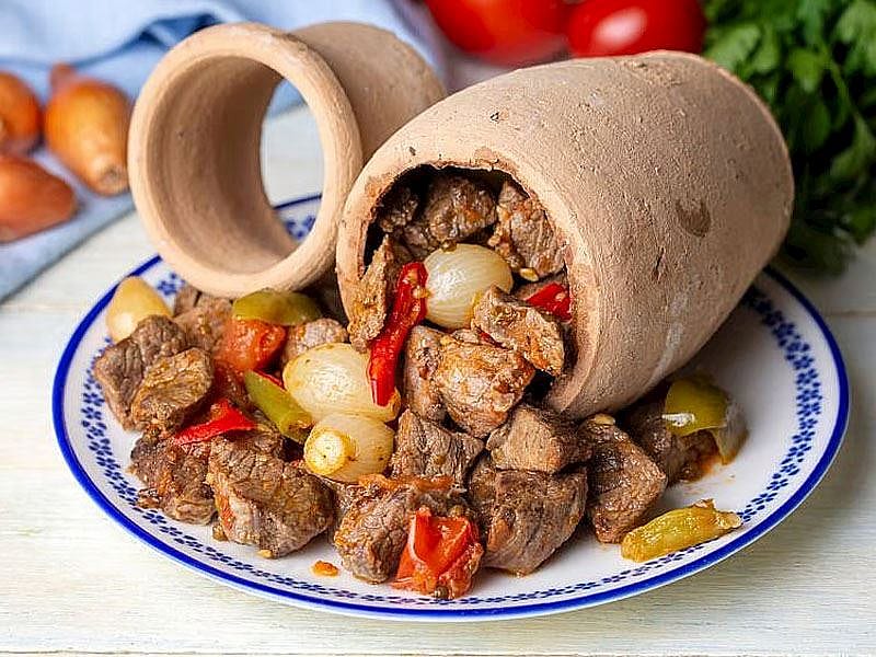 Testi Kebabı Nasıl Yapılır? 