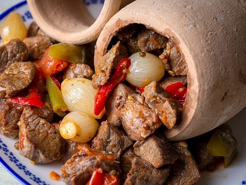 Testi Kebabına Hangi Baharatlar Yakışır? 
