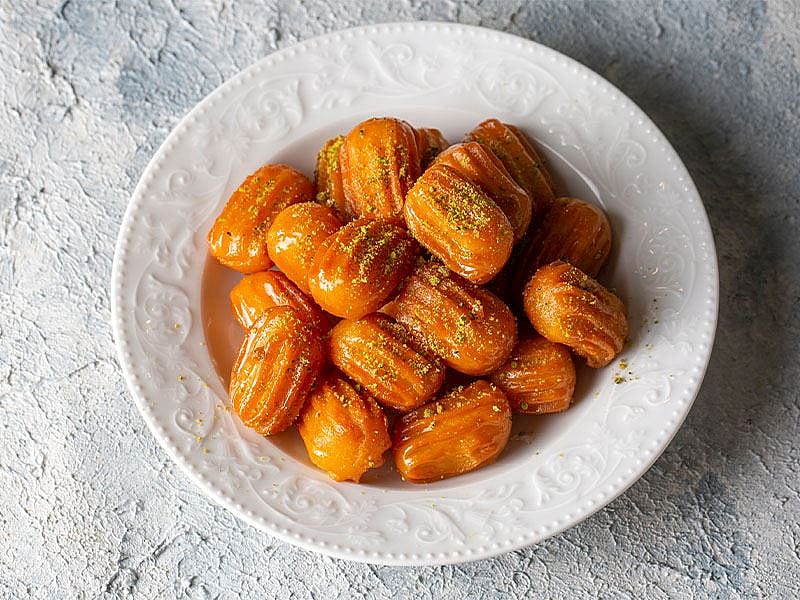 Tulumba Tatlısına Hangi Un Kullanılır?