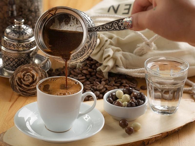 Türk Kahvesi Neden Soğuk Su İle Yapılır?