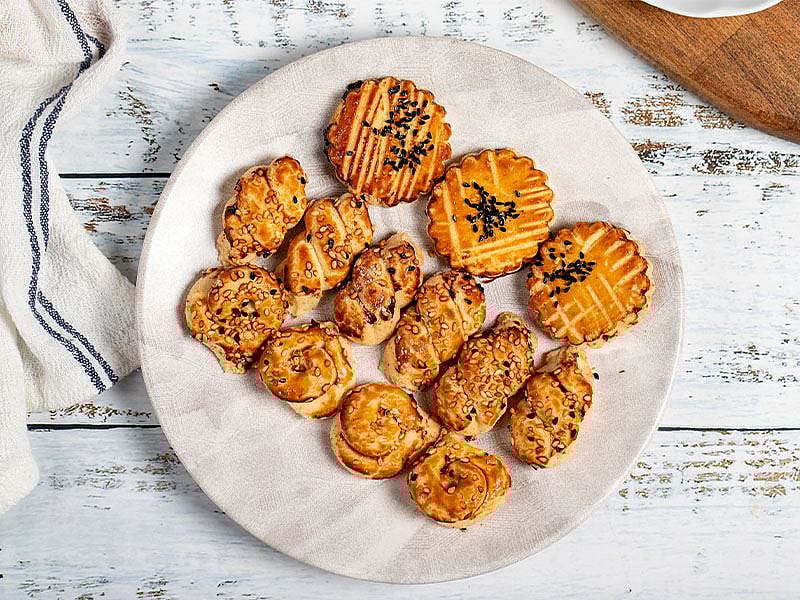 Tuzlu Kurabiyeye Neden Şeker Konur?