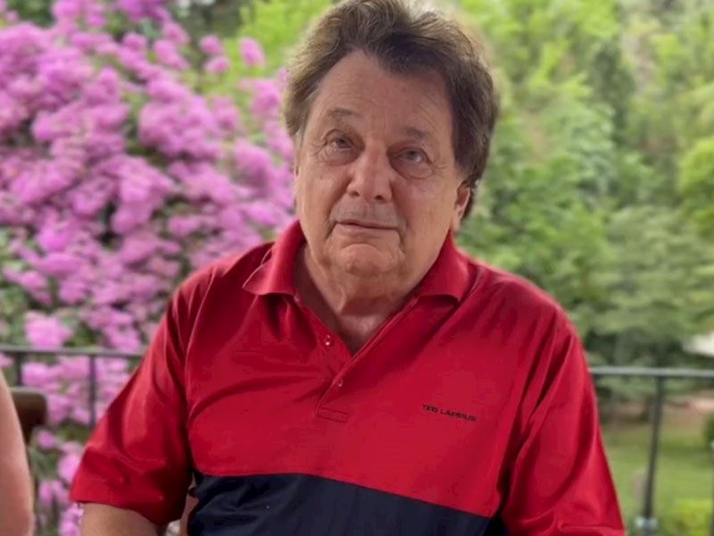 Vedat Milor 'Dünyanın En İyi Tostu' Dedi, Tarifini Verdi!