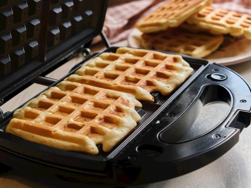 Waffle Makinesi Alırken Dikkat Etmeniz Gereken 5 Özellik