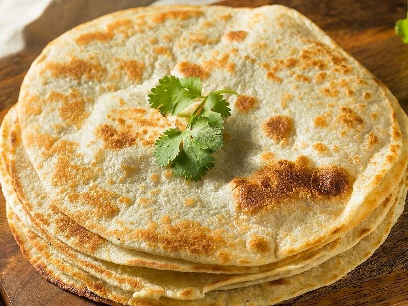 Yağlı Bazlama Mayalı Mı Olur, Mayasız Mı?