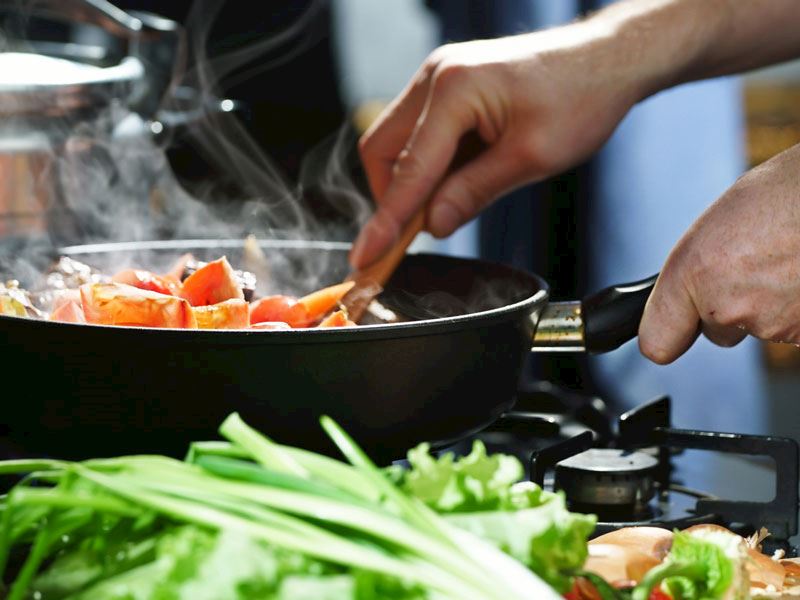 Yalnızca Mutfakta Kademe Atlayanların Bildiği 12 Pratik Tüyo