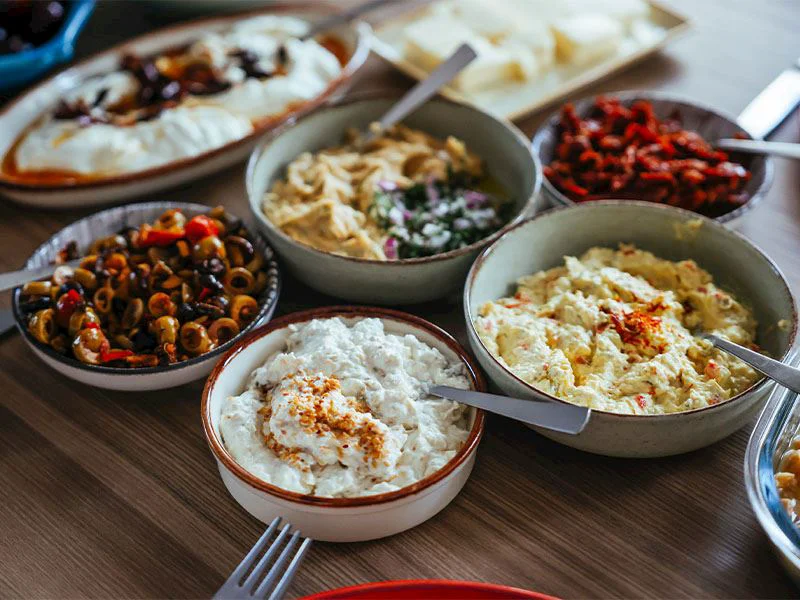 Yılbaşı İçin Pratik, Kolay ve Hafif Meze Tarifleri