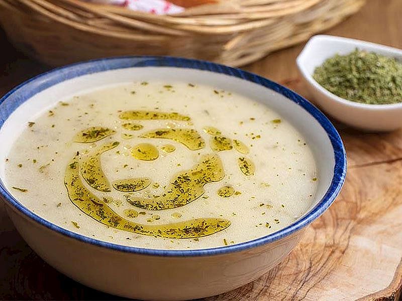 Yoğurt Çorbası Kaynadıktan Sonra Kesilir Mi?