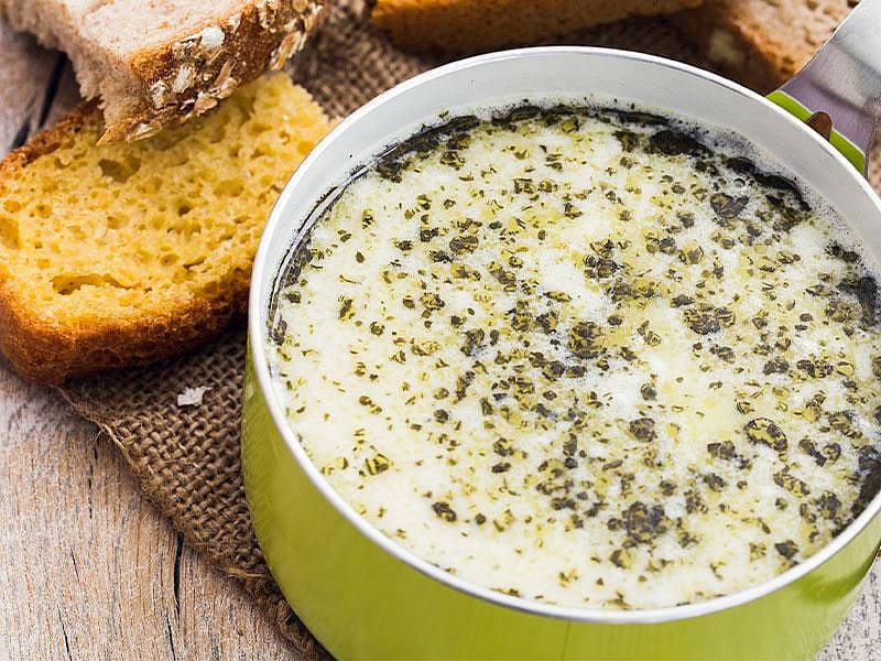 Yoğurt Çorbasının Ekşiliğini Ne Alır?