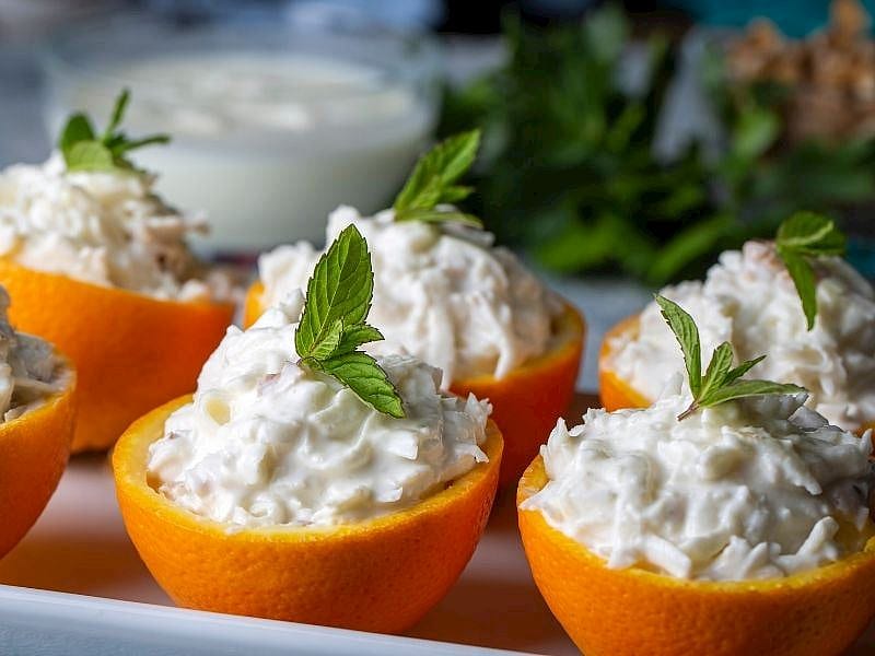 Yoğurtlu Kereviz Salatasına Yeşil Elma Konur Mu?