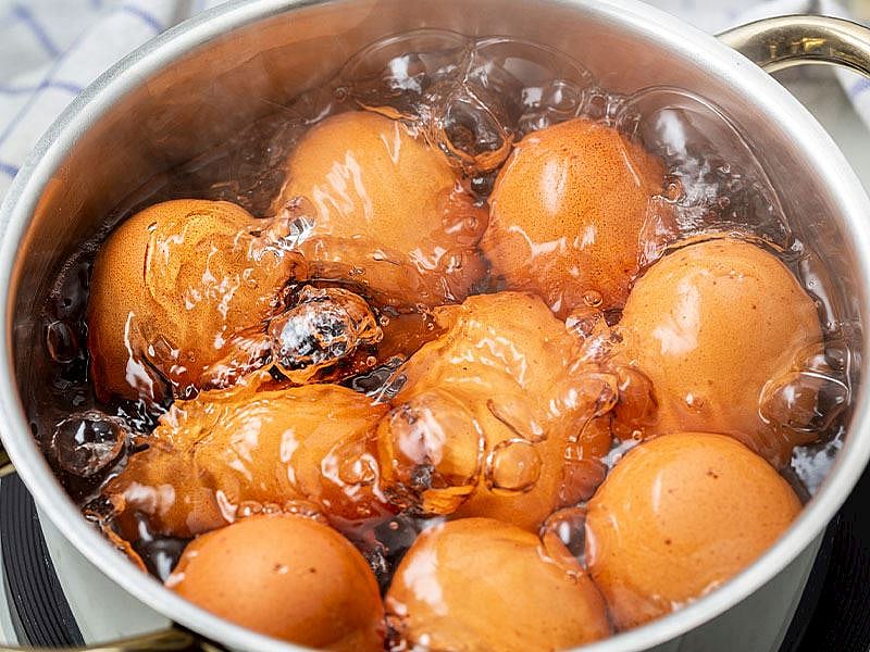 Yumurta 20 Dakika Kaynarsa Ne Olur?
