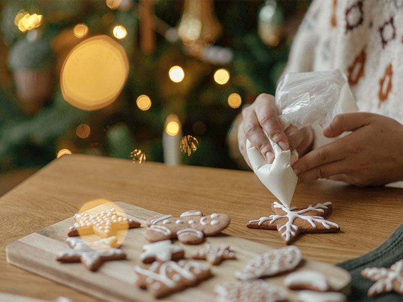 Zencefilli Yılbaşı Kurabiyesi Nasıl Yapılır?