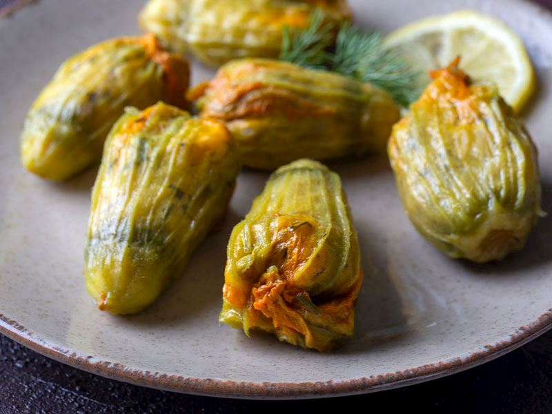 Zeytinyağlı Kabak Çiçeği Dolması Yapmanın 5 Püf Noktası
