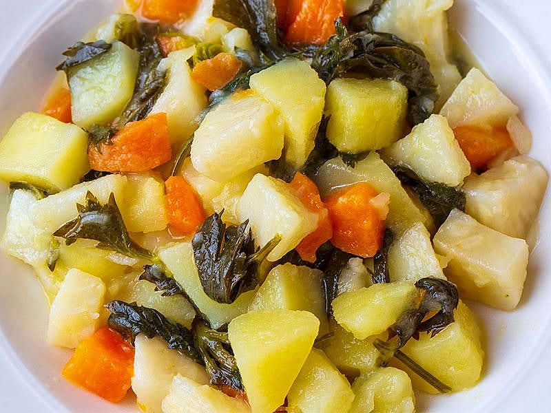 Zeytinyağlı Portakallı Kereviz Nasıl Yapılır?