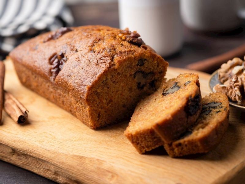 3 Yumurtalı Havuçlu Cevizli Tarçınlı Kek Tarifi