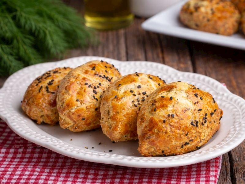 Az Ölçülü Dereotlu Poğaça Tarifi