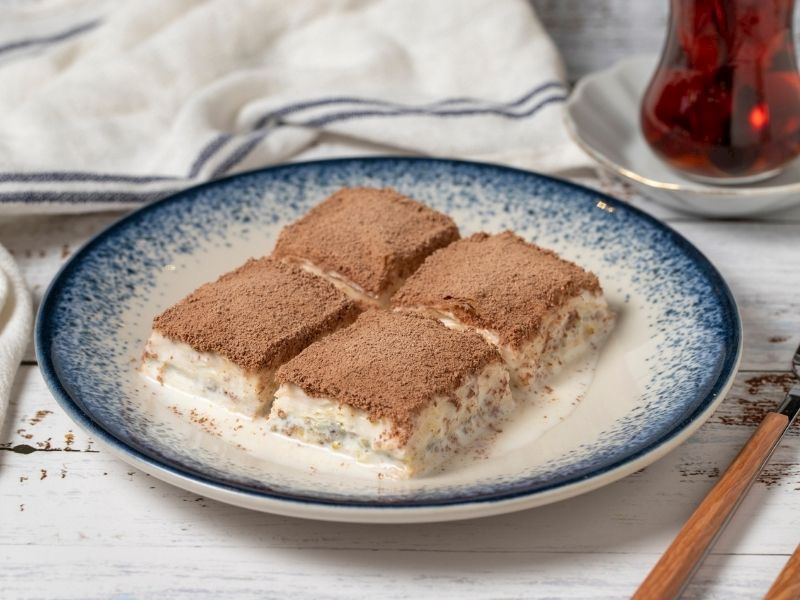 HAZIR YUFKADAN SOĞUK BAKLAVA TARİFİ