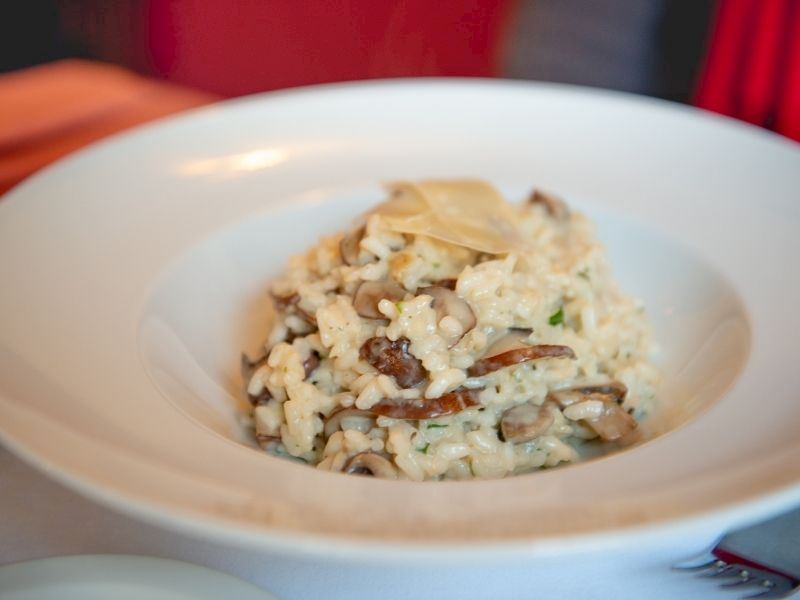 İSTİRİDYE MANTARLI KREMALI RİSOTTO TARİFİ