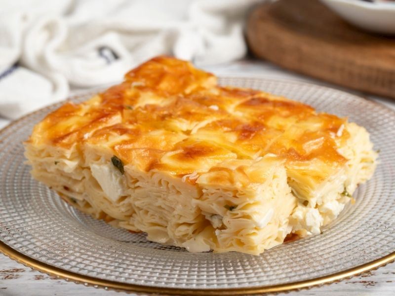 Makarnalı Su Böreği Tarifi