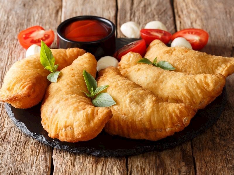 PANZEROTTİ TARİFİ