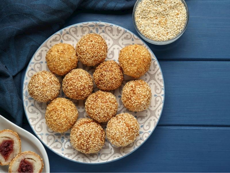  Pastane Usulü Susamlı Tuzlu Kurabiye Tarifi