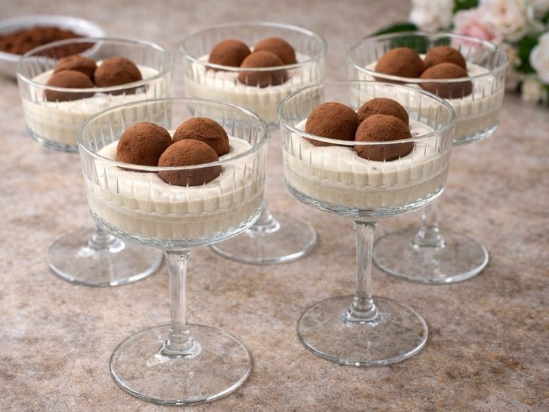 PRATİK TİRAMİSU TOPLARI TARİFİ