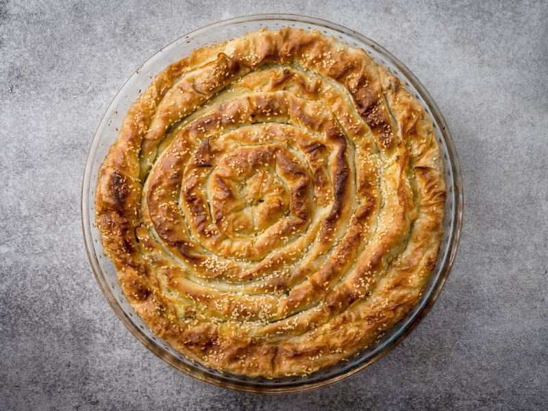 Soğanlı Peynirli Börek Tarifi