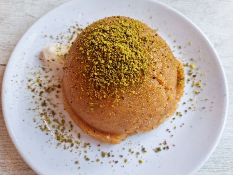 Sütlü İrmik Helvası Tarifi