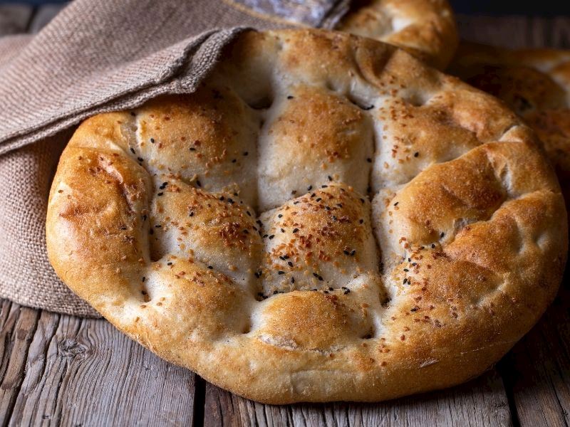 Tam Buğday Unlu Ramazan Pidesi Tarifi