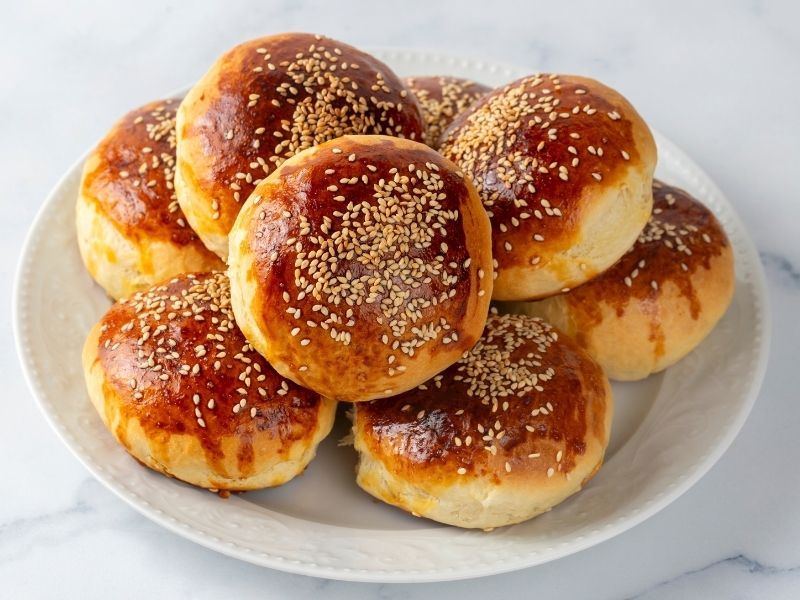 TAM ÖLÇÜLÜ PATATESLİ KIYMALI POĞAÇA TARİFİ