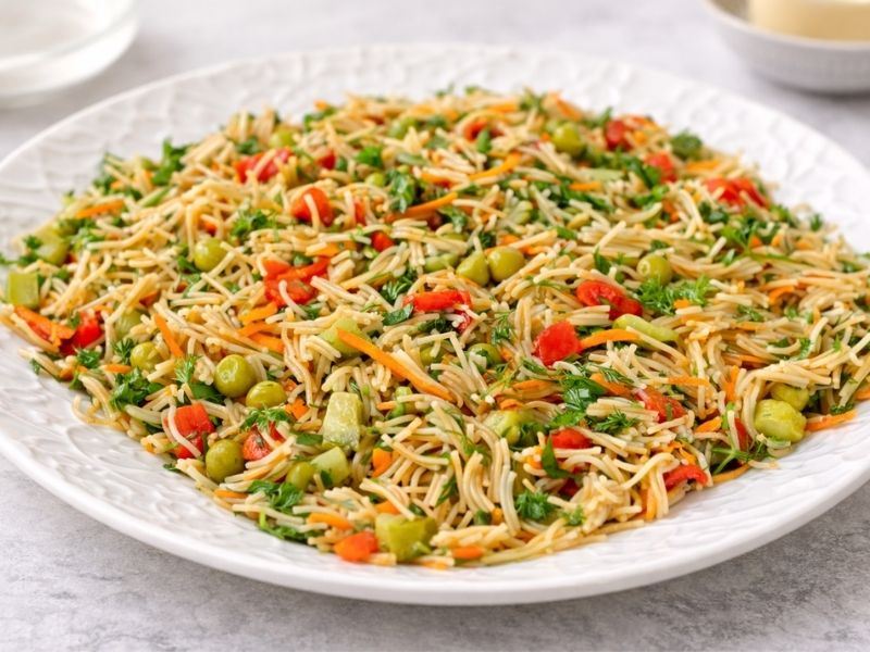 Tel Şehriye Salatası Tarifi