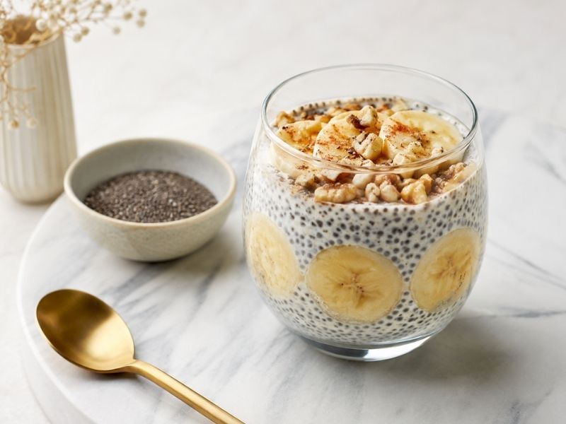 Tok Tutan Muzlu Chia Puding Tarifi