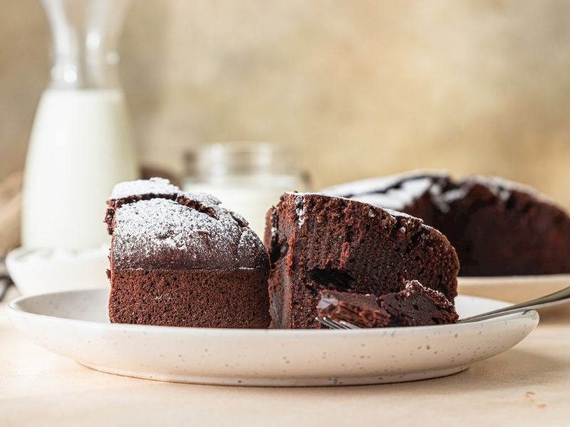 Unsuz Çikolatalı Kek Tarifi